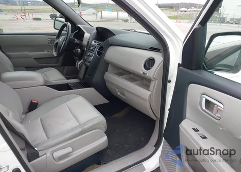 2014 Honda Pilot Lx из США, поврежденный, VIN 5FNYF3H21EB004222